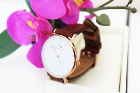 Esfera con cristales swarovski del reloj Classy 34mm con correa St Mawes de Daniel Wellington