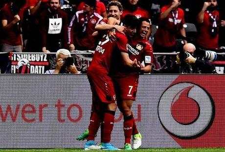 ‘Chicharito’ termina el torneo anotando con el Leverkusen ‘Chicharito’ termina el torneo anotando con el Leverkusen