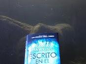 Presentación escrito agua paula hawkins