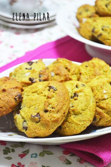 Cookies de aguacate y chips de chocolate