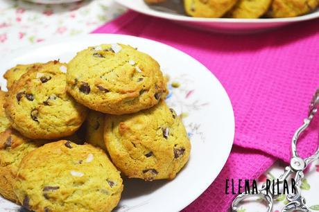 Cookies de aguacate y chips de chocolate