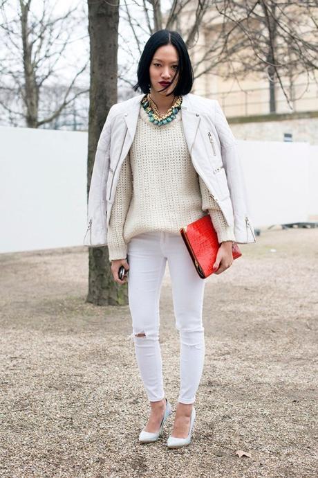 ¿Cómo usar pantalón blanco en invierno?