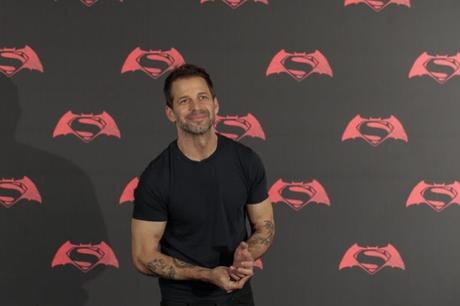 Zack Snyder abandona 