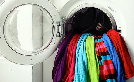 8 claves para lavar las prendas con detergente en polvo