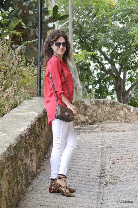 RED & WHITE & LEOPARD.