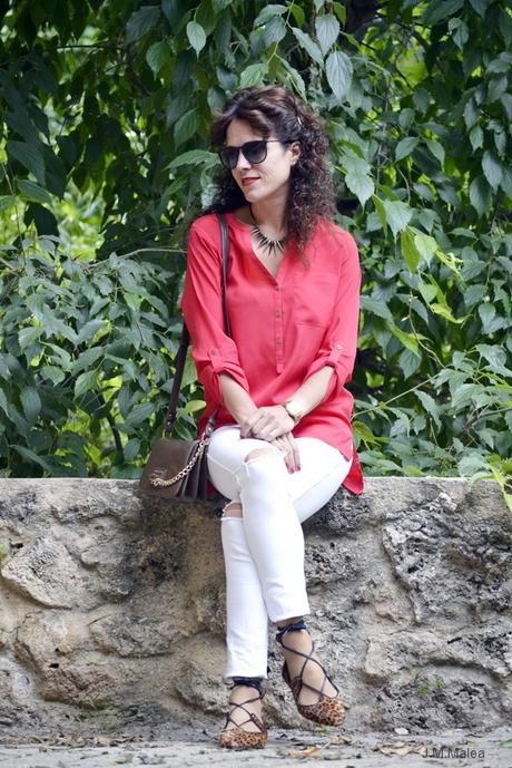 RED & WHITE & LEOPARD.