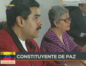 Presidente Maduro entrega bases comiciales al CNE para la Constituyente [+ video]