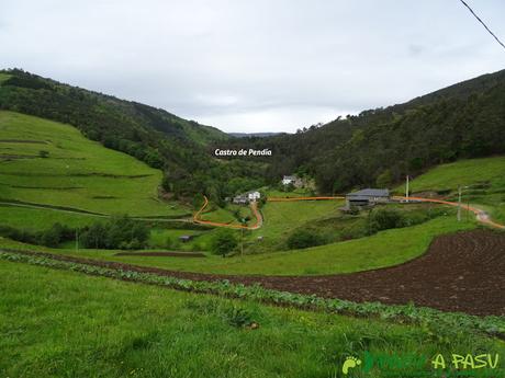 Ruta de los Castros: Vista de Pendia