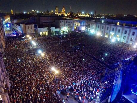 Cafe Tacvba rompe récord de asistencia en Plaza de Fundadores