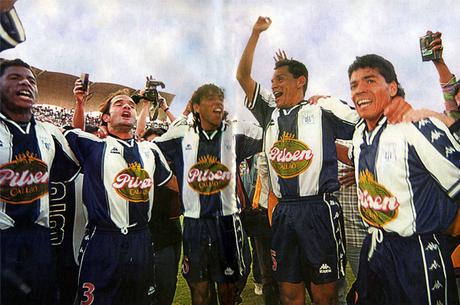 25 de Mayo en Alianza Lima [Ernesto Arakaki]