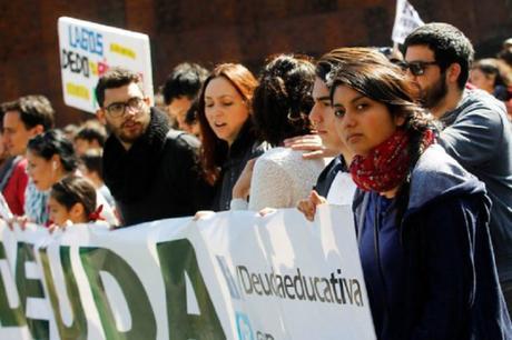 Los estudiantes chilenos se tienen que endeudar para estudiar #Cuba #CubaEsNuestra