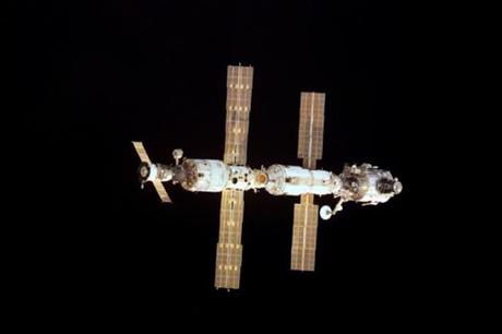 Detectan una #bacteria desconocida en un filtro de la Estación Espacial Internacional #EEI #ISS #NASA