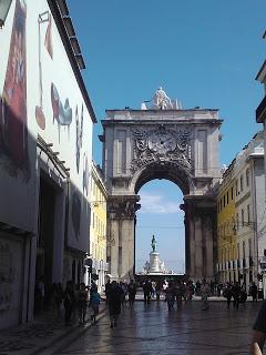 Diario de viaje: Albufeira, Lisboa y Cascais III. Castillo de San Jorge, Rua Augusta y Plaza del Comercio.