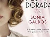 pluma dorada