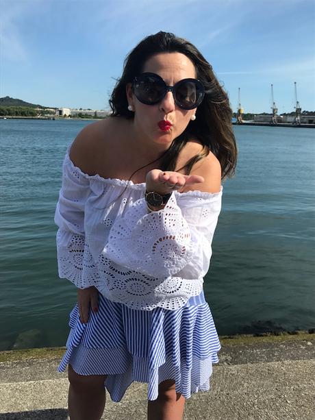 Stripes asymmetric skirt