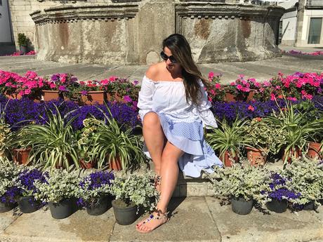 Stripes asymmetric skirt