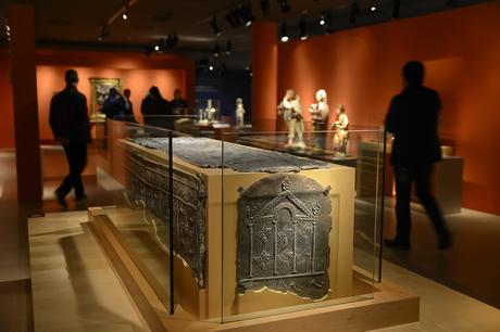 Sarcófago romano de plomo (siglos III-IV d.C.). Museo Vivanco Cultura de Vino. Cortesía Vivanco, 2017.
