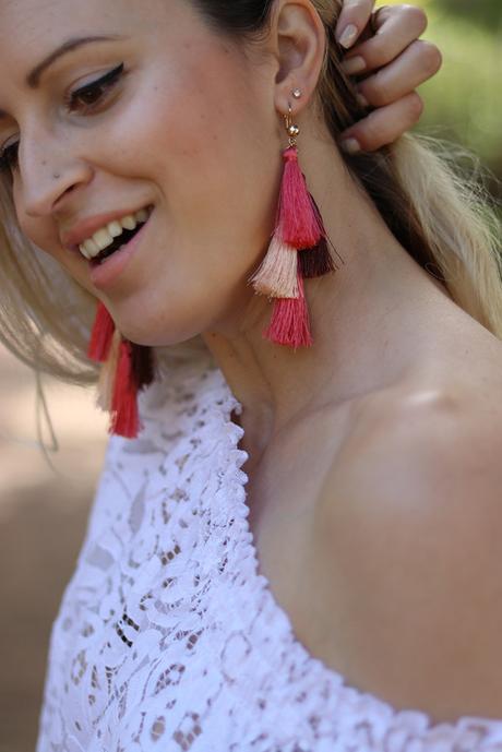 WHITE LACE WHITE LACE