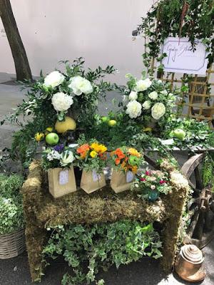 VOGUE FLOWER MARKET.