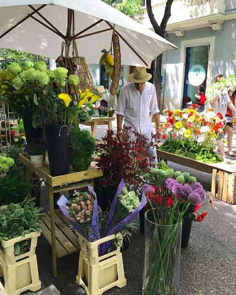 VOGUE FLOWER MARKET.