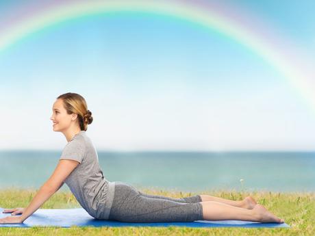 5 posturas de yoga para ayudar a respirar mejor
