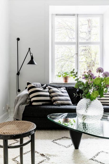 diseño escandinavo cocinas pequeñas cocinas nórdicas cocinas negras cocinas abiertas Campana extractora redonda blog decoración nórdica 