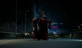 ¡Ve a por ellos, Supergirl!