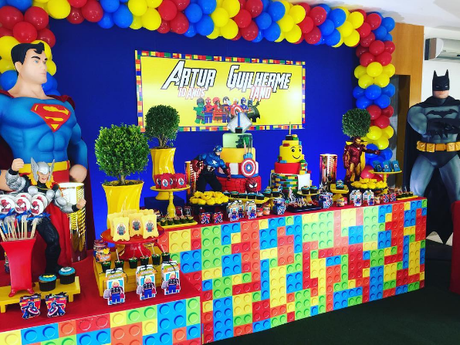 Fiesta temática de Lego super héroes