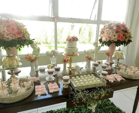 Una Primera comunión para una dulce princesa romántica