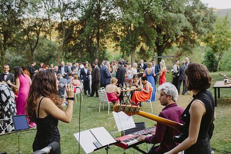 boda al aire libre barcelona www.bodasdecuento.com