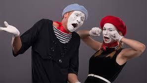 Pero, ¿Qué simboliza soñar con la mímica?