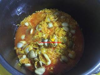 Arroz almejas olla