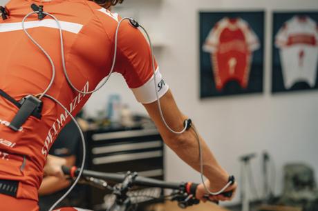 ¿Dolor en la muñeca? Te enseñamos como evitarlo