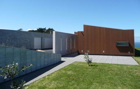 Casa Minimalista Bajo Nivel de Suelo en Nueva Zelanda