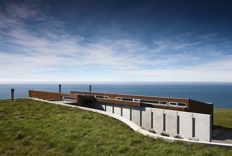 Casa Minimalista Bajo Nivel de Suelo en Nueva Zelanda