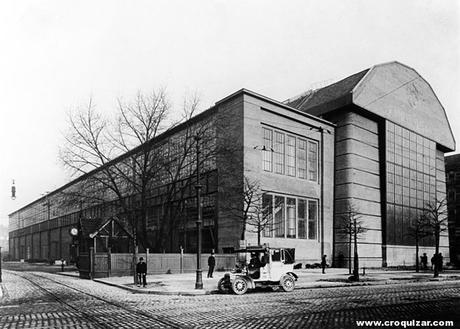 Fábrica de Turbinas AEG – P. Behrens Fábrica de Turbinas AEG – P. Behrens