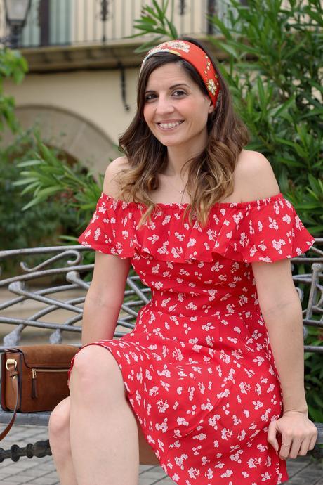 bloguera moda vestido de flores y alpargatas atadas