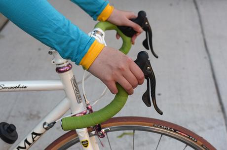 ¿Como frenar de manera eficiente en la bicicleta?