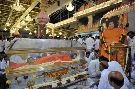 El último Namaskar - el mensaje final de Bhagavan Sri Sathya Sai Baba