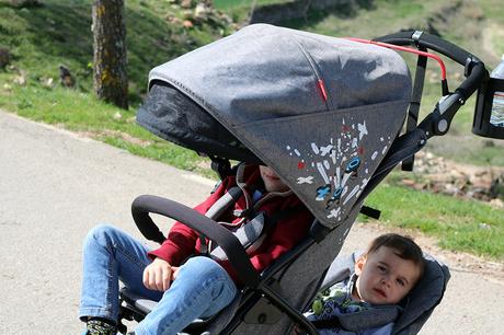 La silla de paseo phil&teds Sport es ideal para hermanos de diferentes edades