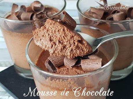 MOUSSE DE CHOCOLATE CLÁSICA