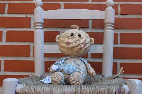 BEBE DE GANCHILLO
