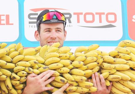 El azúcar en el ciclismo y su relación con las bebidas deportivas