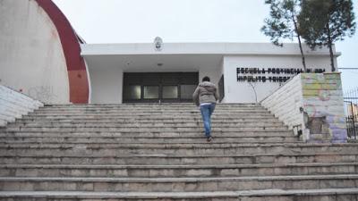 Tres alumnos golpearon a un nene de 6º grado