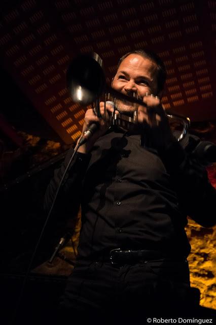 © R.Domínguez - Arve Henriksen