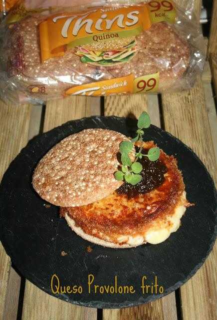 Queso Provolone frito, chutney