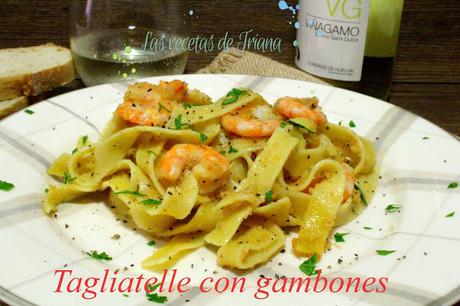 Tagliatelle con gambones al ajillo