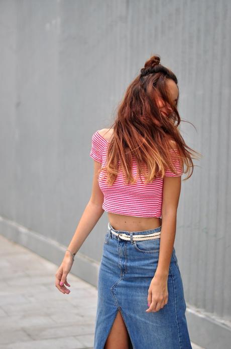 CROP TOP + FALDA DENIM