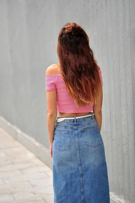 CROP TOP + FALDA DENIM