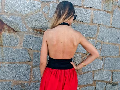 EMBROIDERED RED ROSES